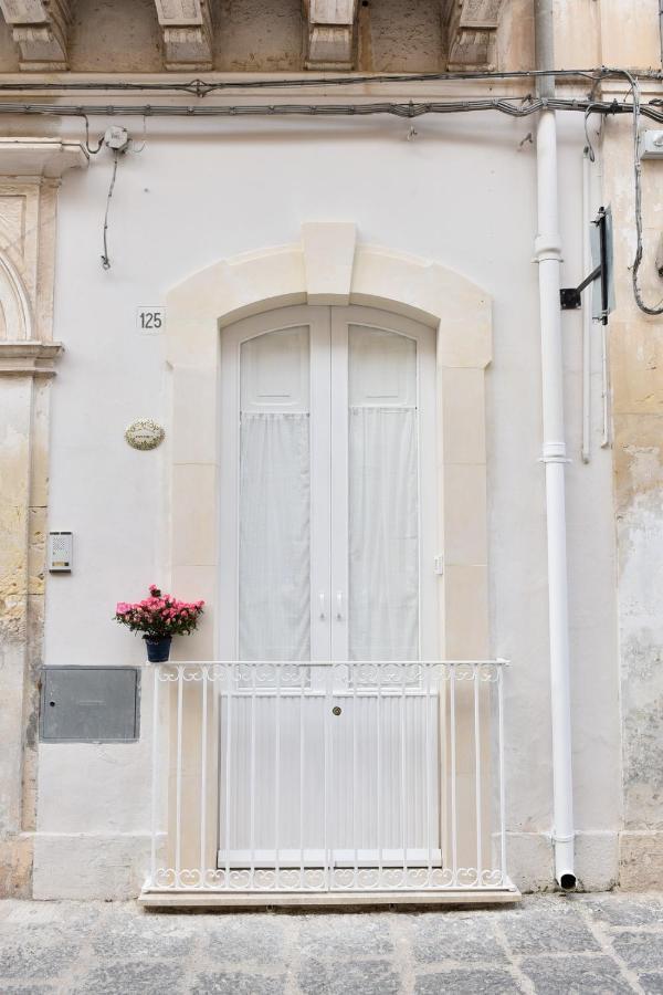 Casa Contini Rosa Noto Exterior foto